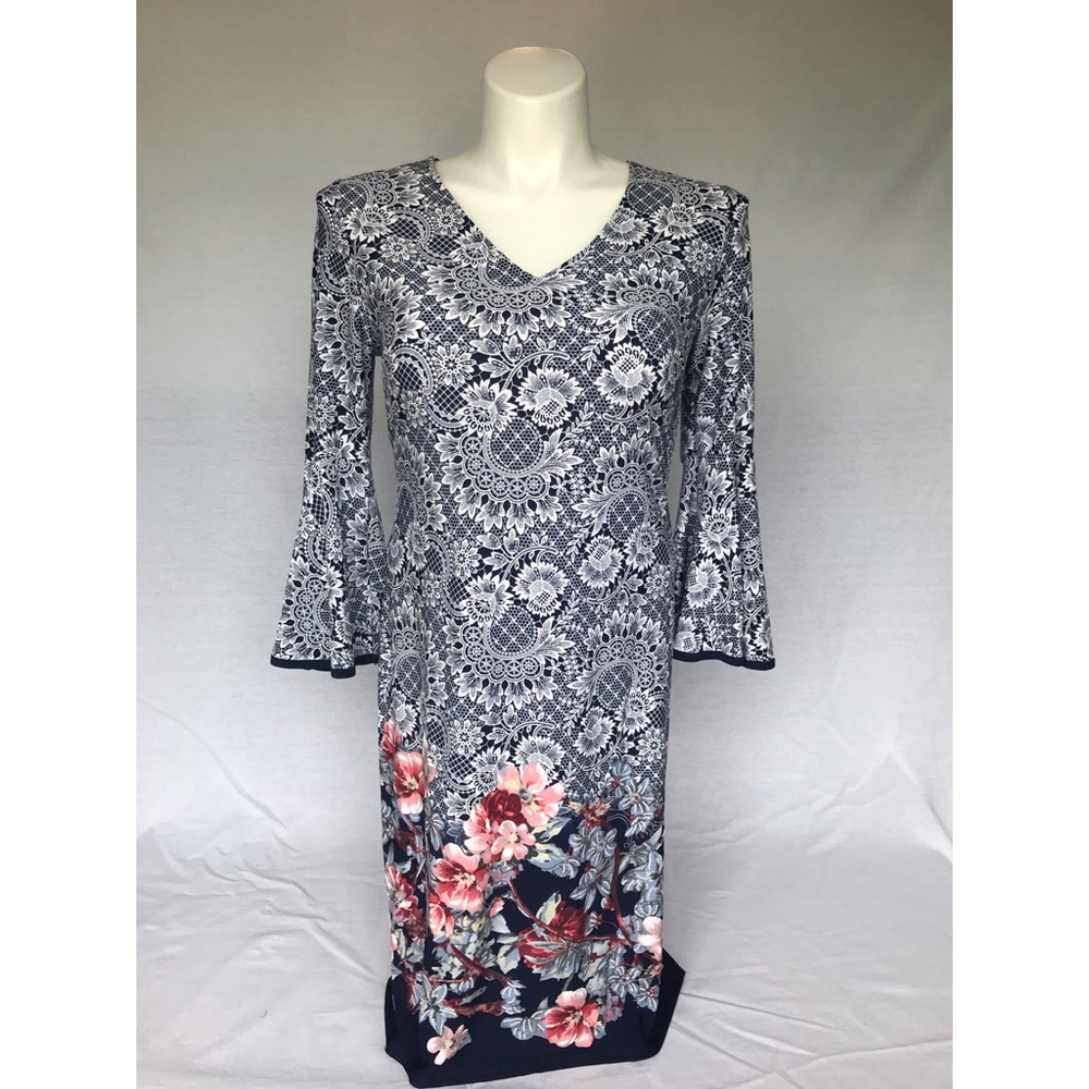Sami & Jo NWT Bell Sleeves Floral Dress